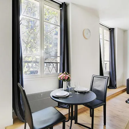 In The Heart Of The Marais