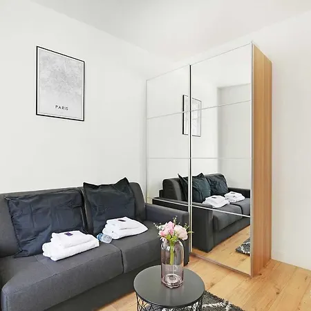In The Heart Of The Marais Apartment