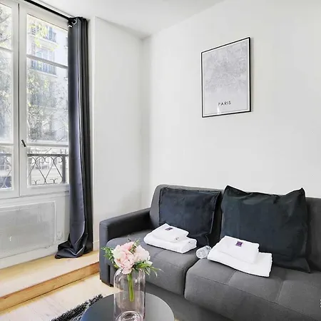 In The Heart Of The Marais *